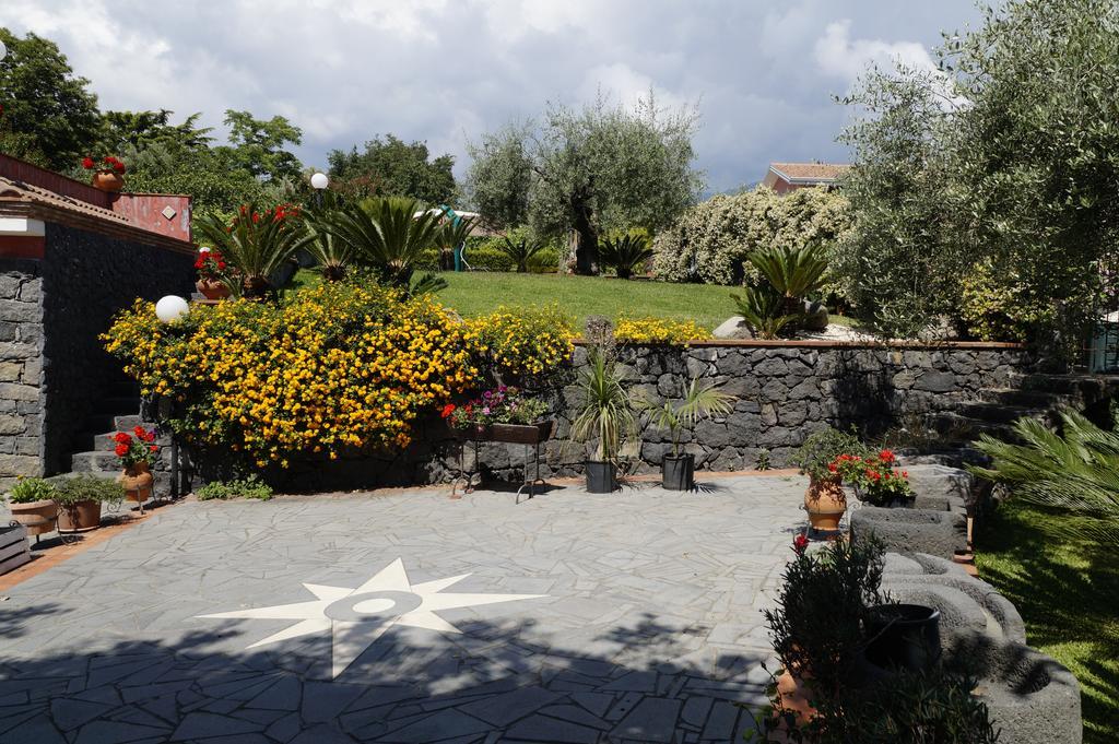Villa Esclusiva Con Piscina Privata E Vista Etna ซัฟเฟรานา เอตเนอา ภายนอก รูปภาพ