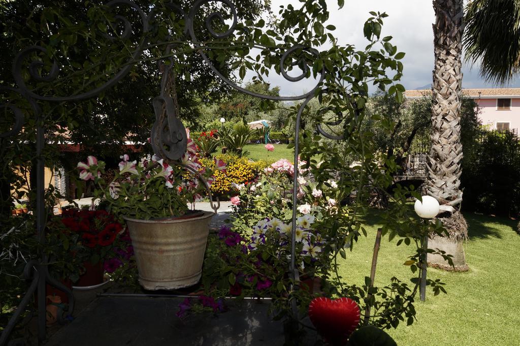 Villa Esclusiva Con Piscina Privata E Vista Etna ซัฟเฟรานา เอตเนอา ภายนอก รูปภาพ