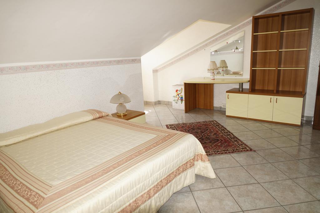 Villa Esclusiva Con Piscina Privata E Vista Etna ซัฟเฟรานา เอตเนอา ภายนอก รูปภาพ